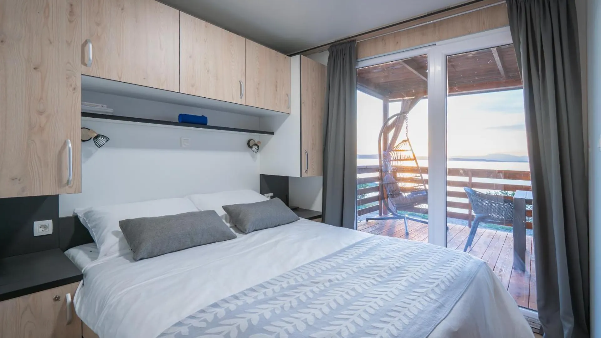 Apartment Luxury Mobile Home Zuzu Klenovica